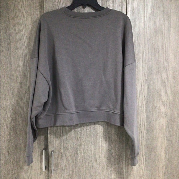 PrettyLittleThing Charcoal Sweatshirt with Blue Logo - Picture 4 of 6